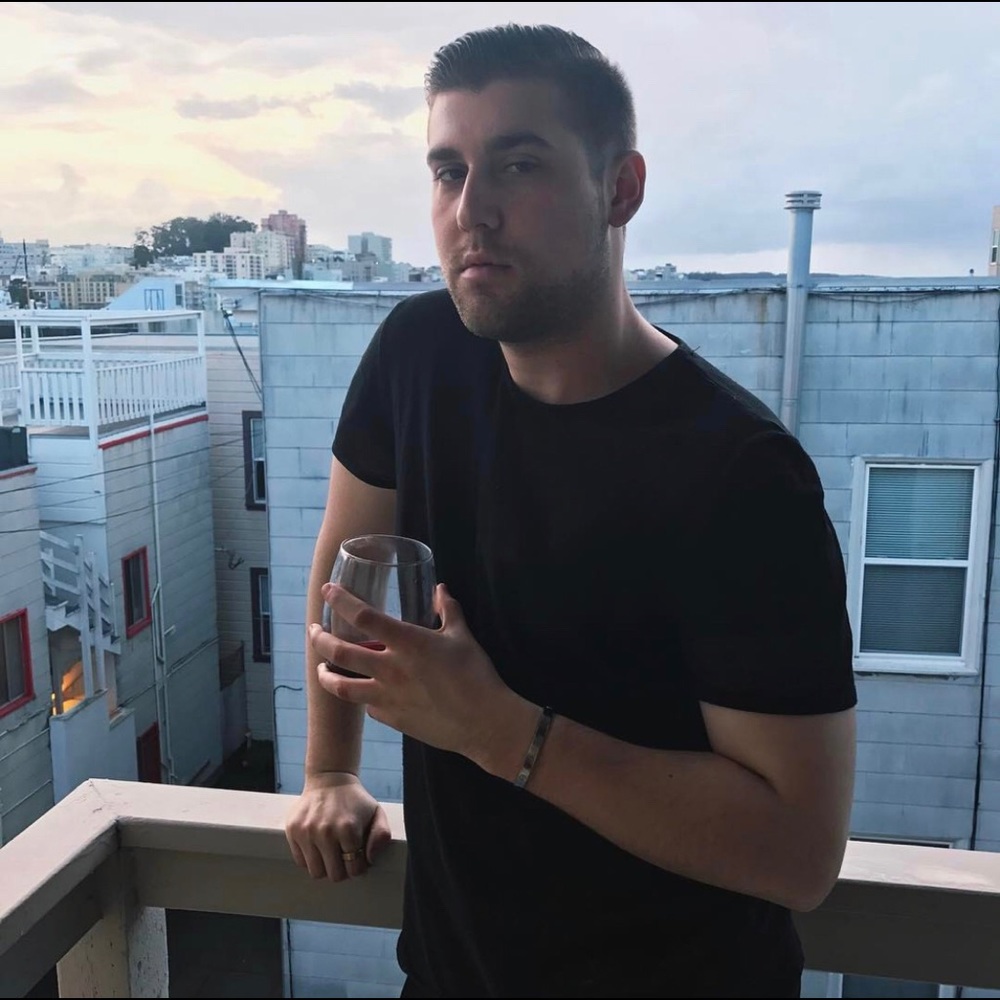 ⚡️Hello, I’m Rob!⚡️ - Picture 2 of 4
